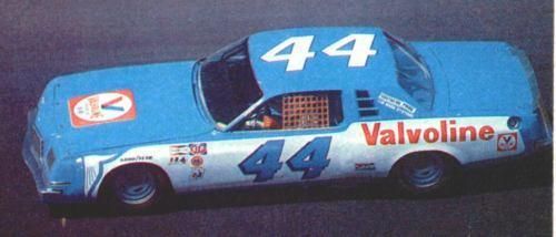 KylePetty_sARCA-winningDodgeMagnum____zp