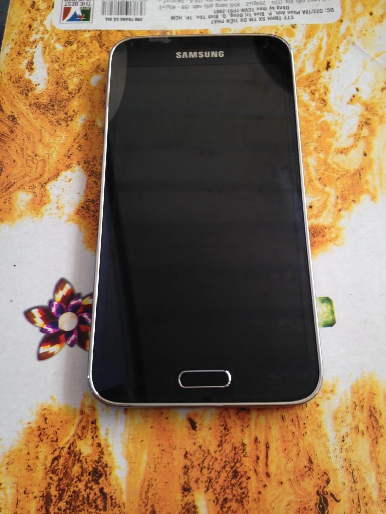 Bán Galaxy S5 máy new 100% - hàng zin nguyên bản xách tay từ Úc về