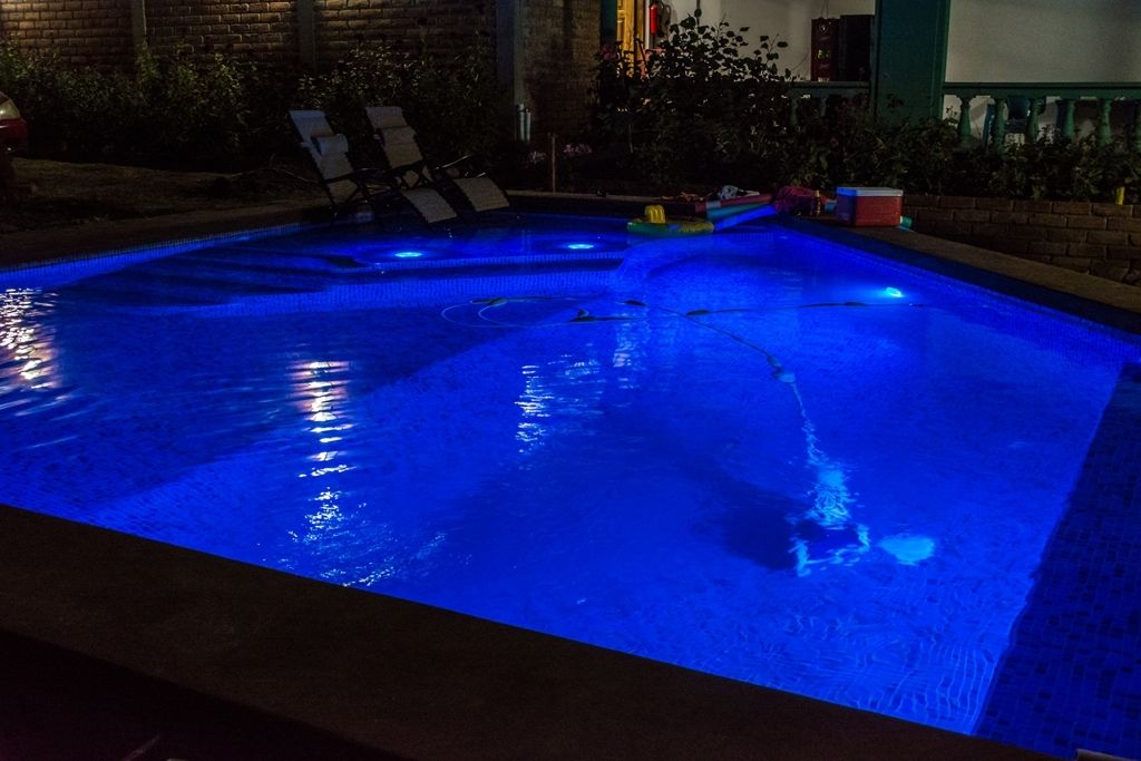 Pool-6798_zpsinsp4ari.jpg